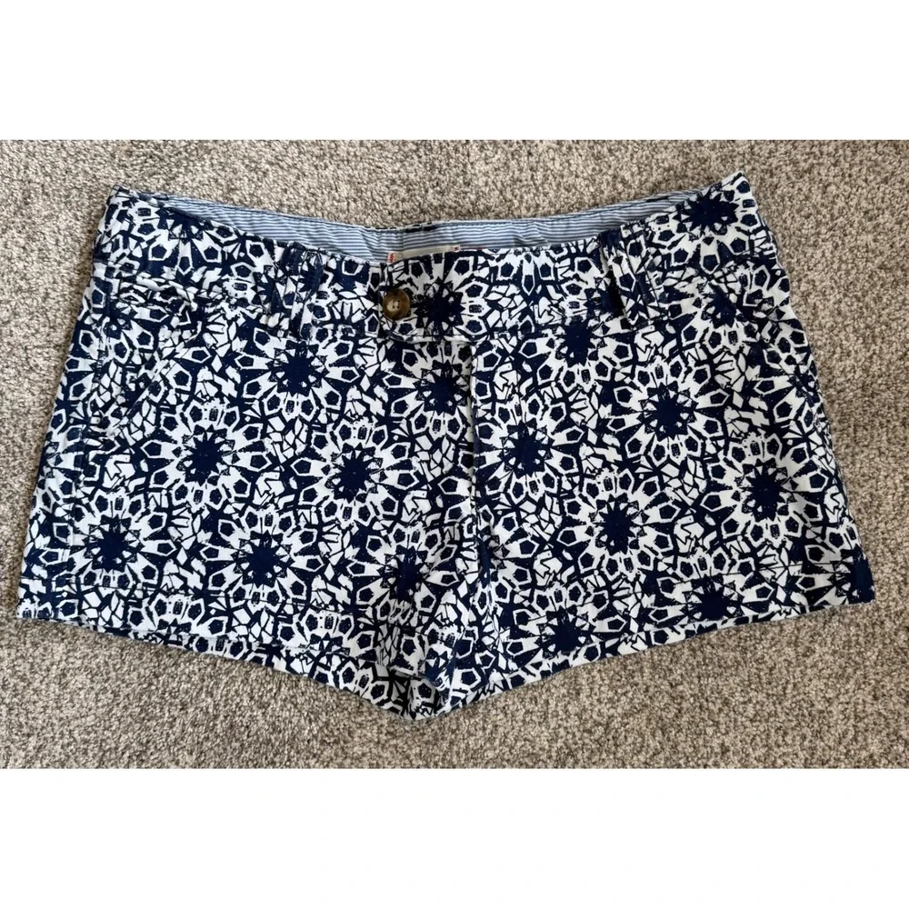 Red Camel Women Size 7 Navy Blue White Geometric Kaleidoscope Cotton Shorts
